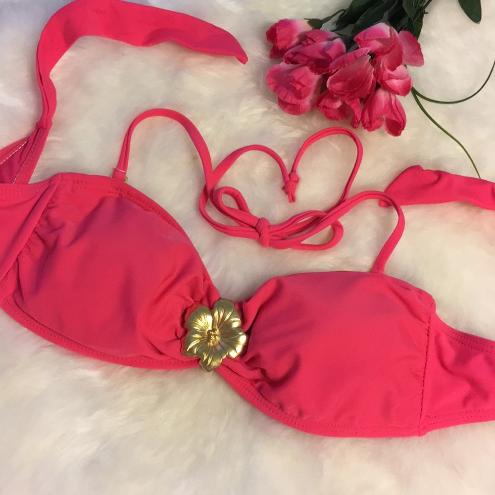 🌴 BEAUTIFUL Xhilaration Hot Pink Bikini Top